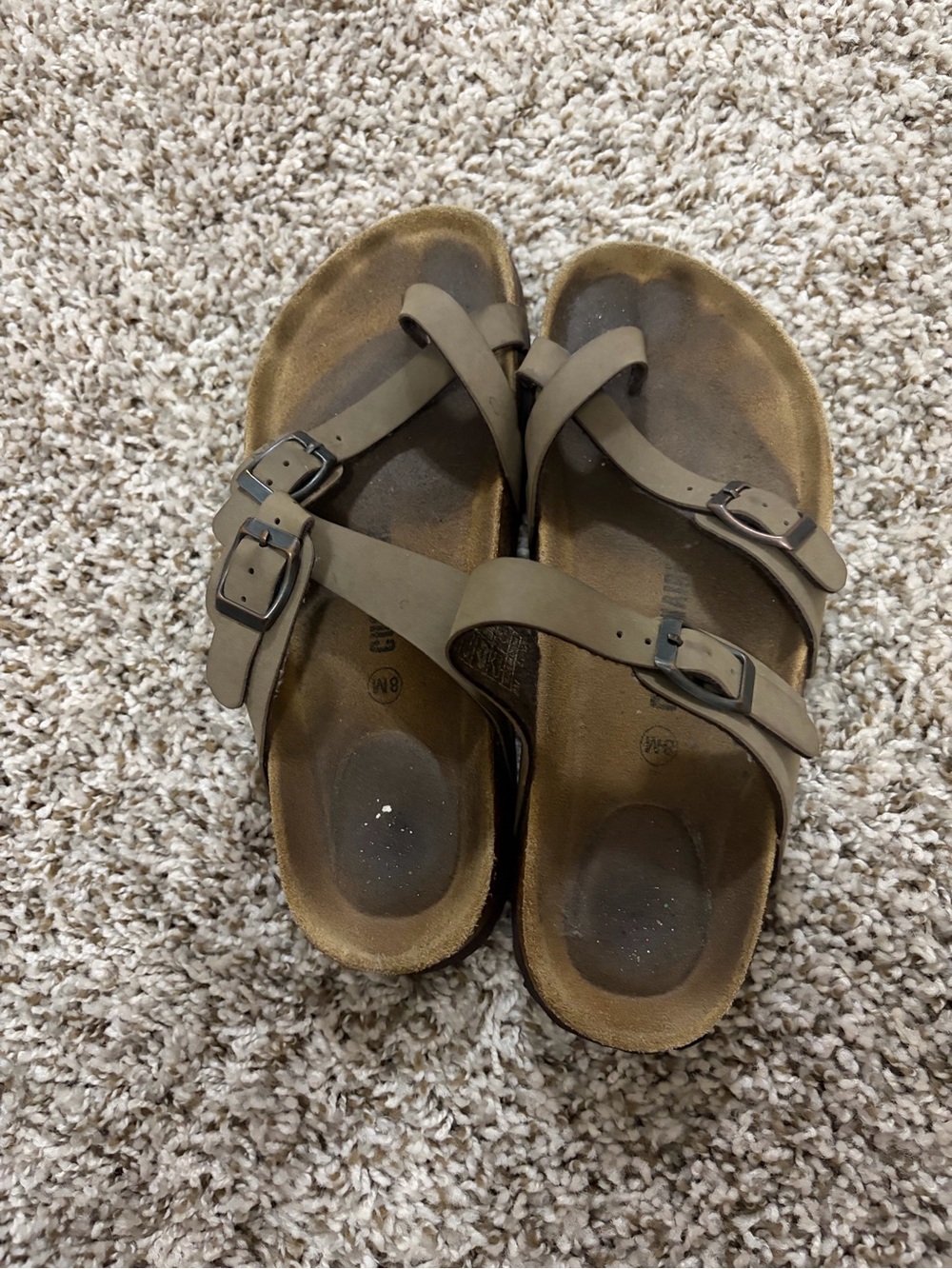 Women’s Double-Strap Crisscross Buckle Sandals in Taupe